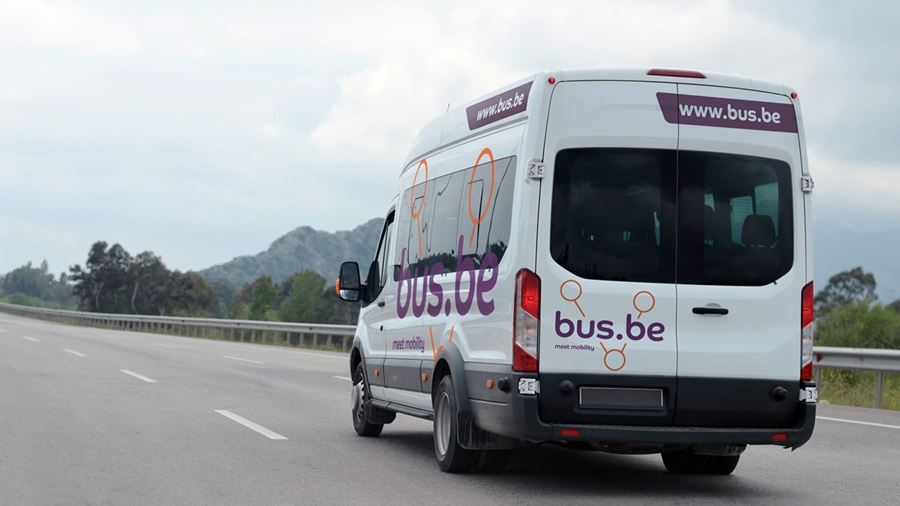 Bus pour voyage scolaire